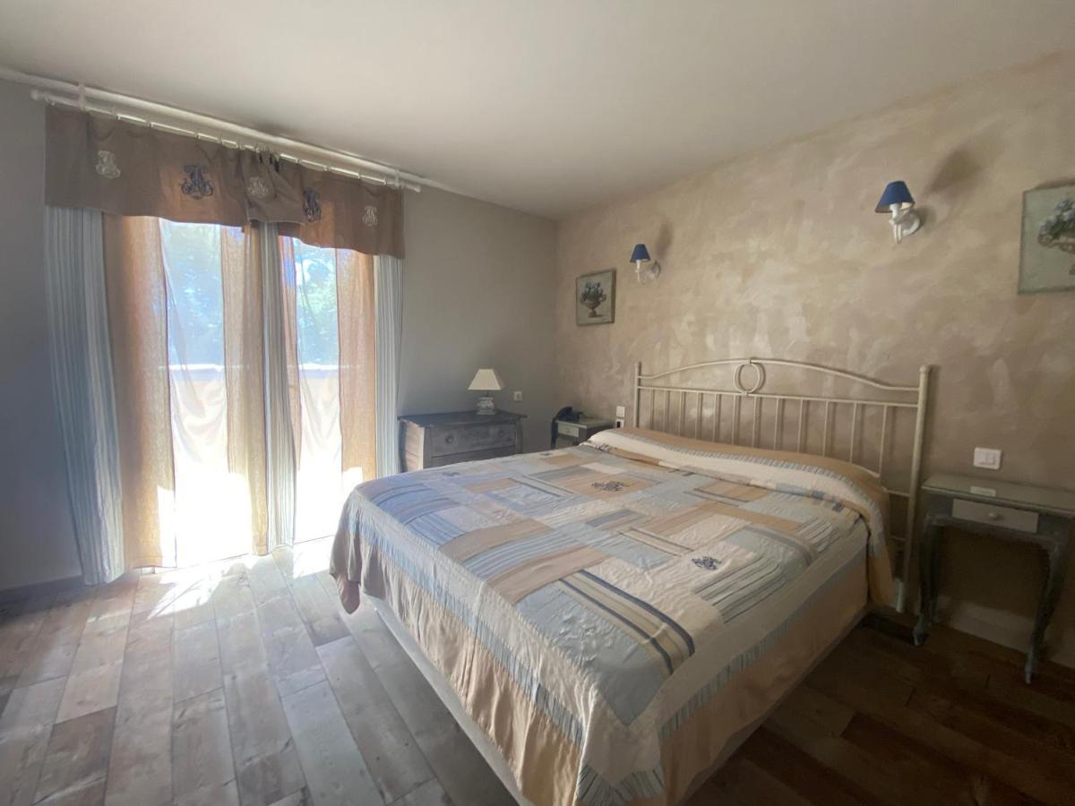 Les Sables D'Ocre & Spa Roussillon  Exterior photo